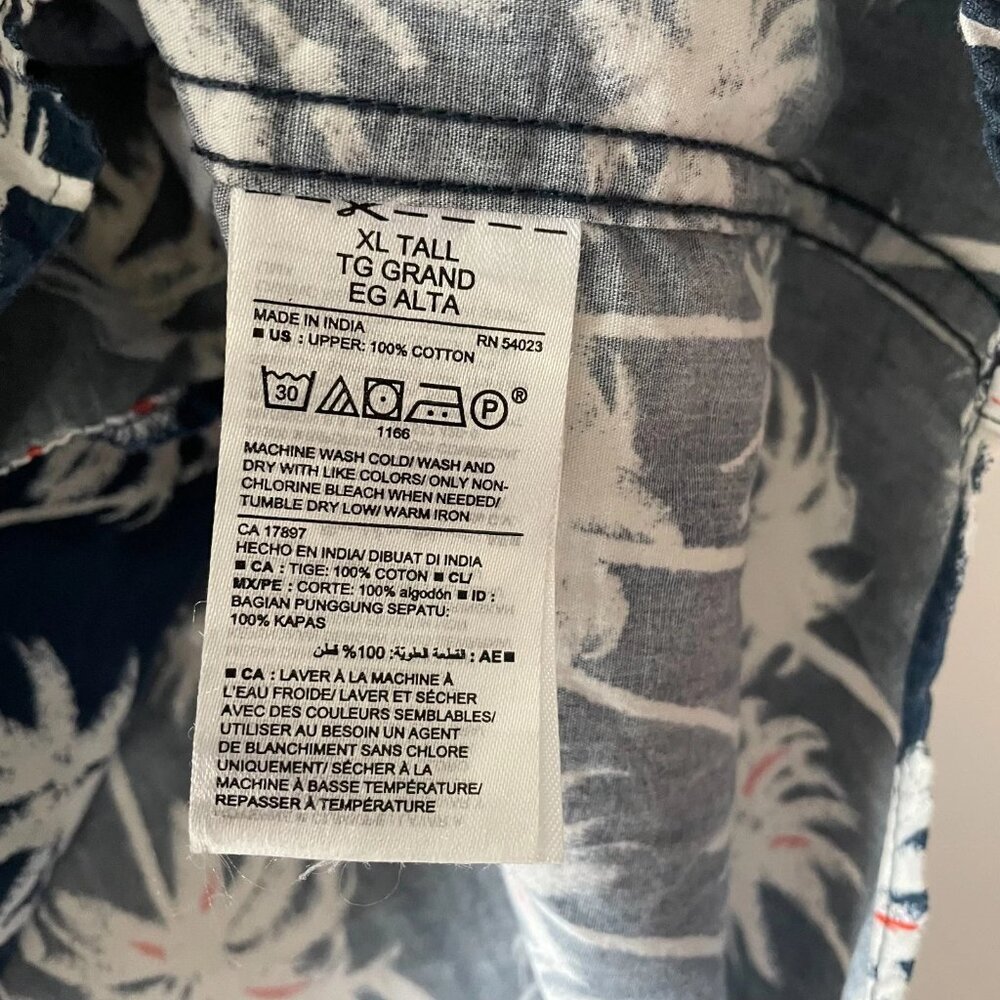 Old Navy Mens Blue Regular Fit Hawaiian Vacation Button Up Shirt Size XL Tall - Picture 4 of 8